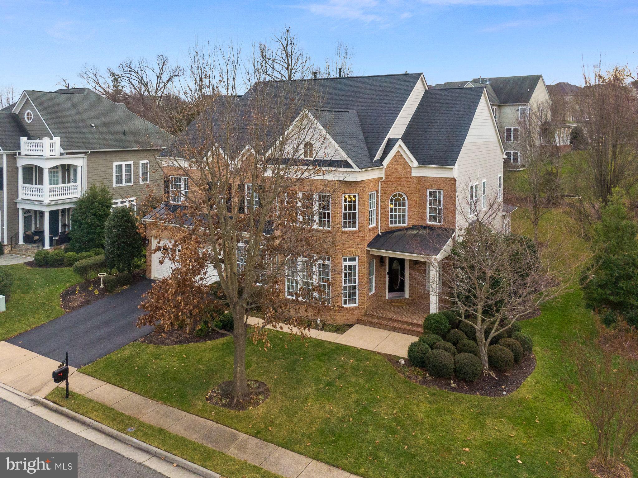 42821 Heritage Oak COURT