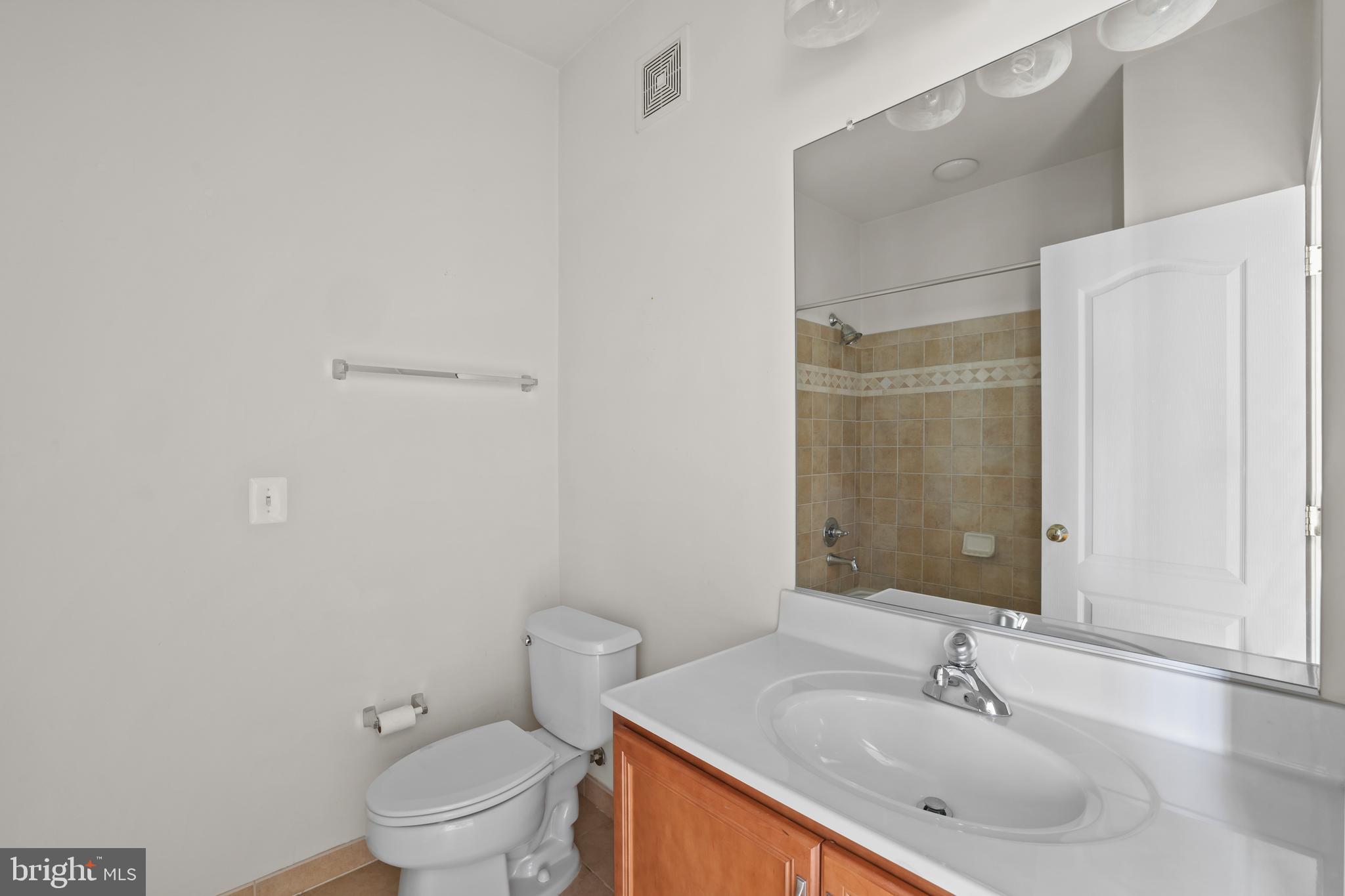 43890 Hickory Corner TERRACE Unit: 106