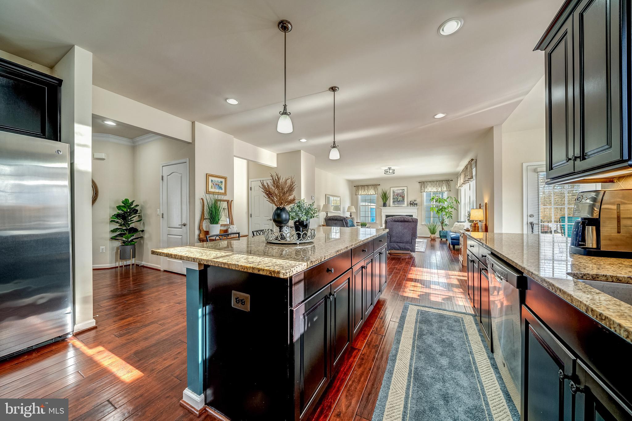 21095 Honeycreeper PLACE