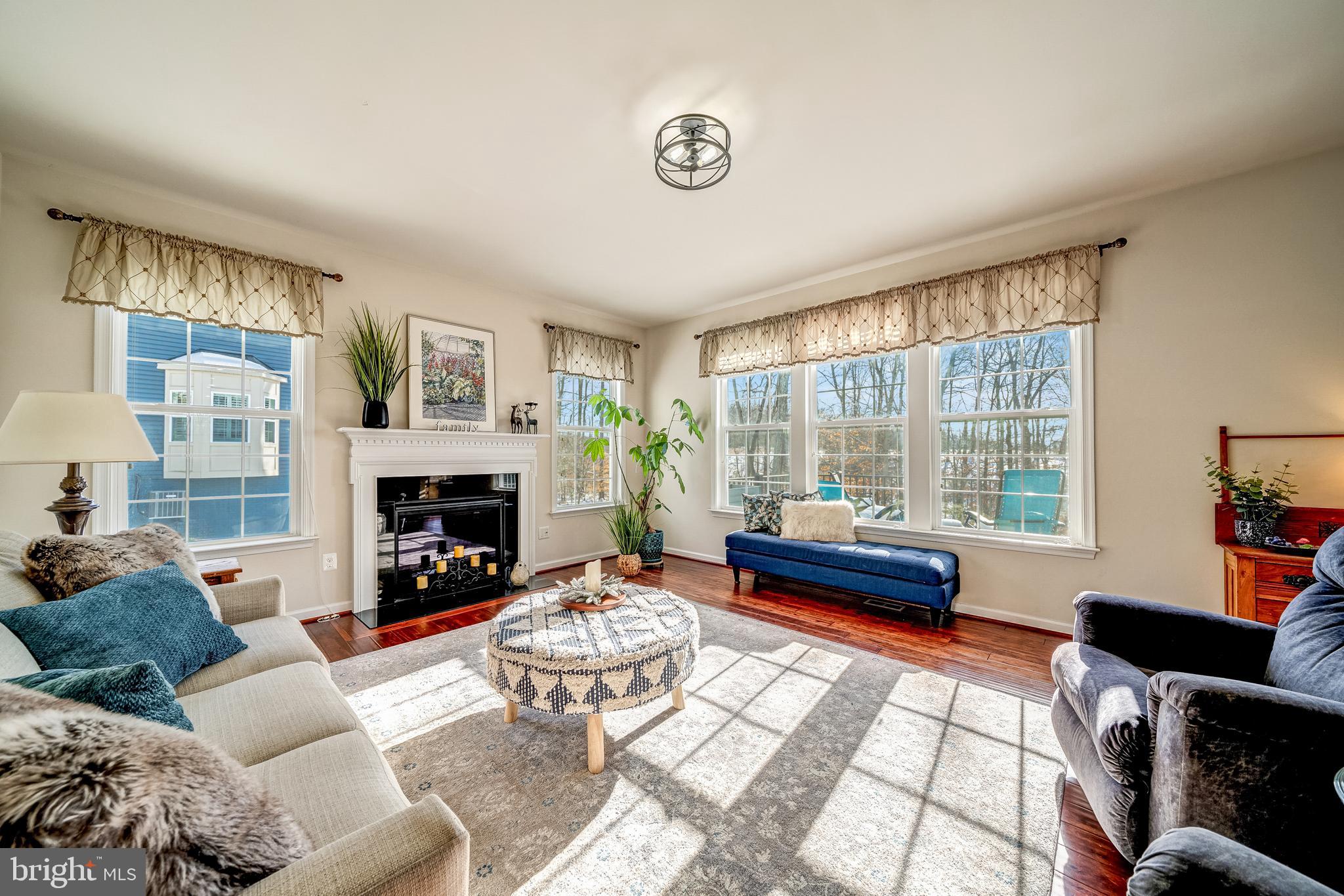 21095 Honeycreeper PLACE