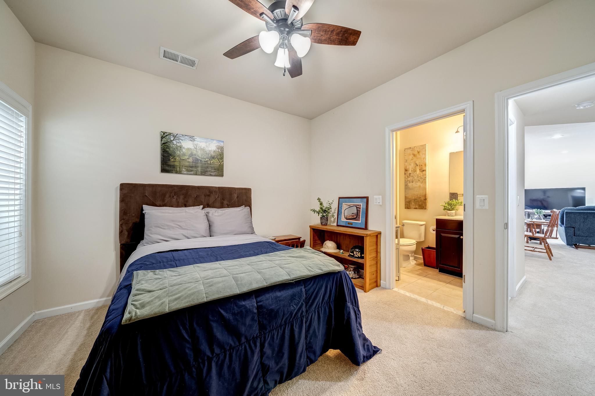 21095 Honeycreeper PLACE
