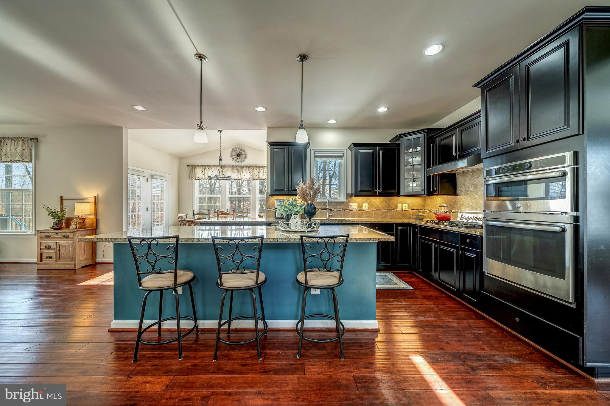 21095 Honeycreeper PLACE