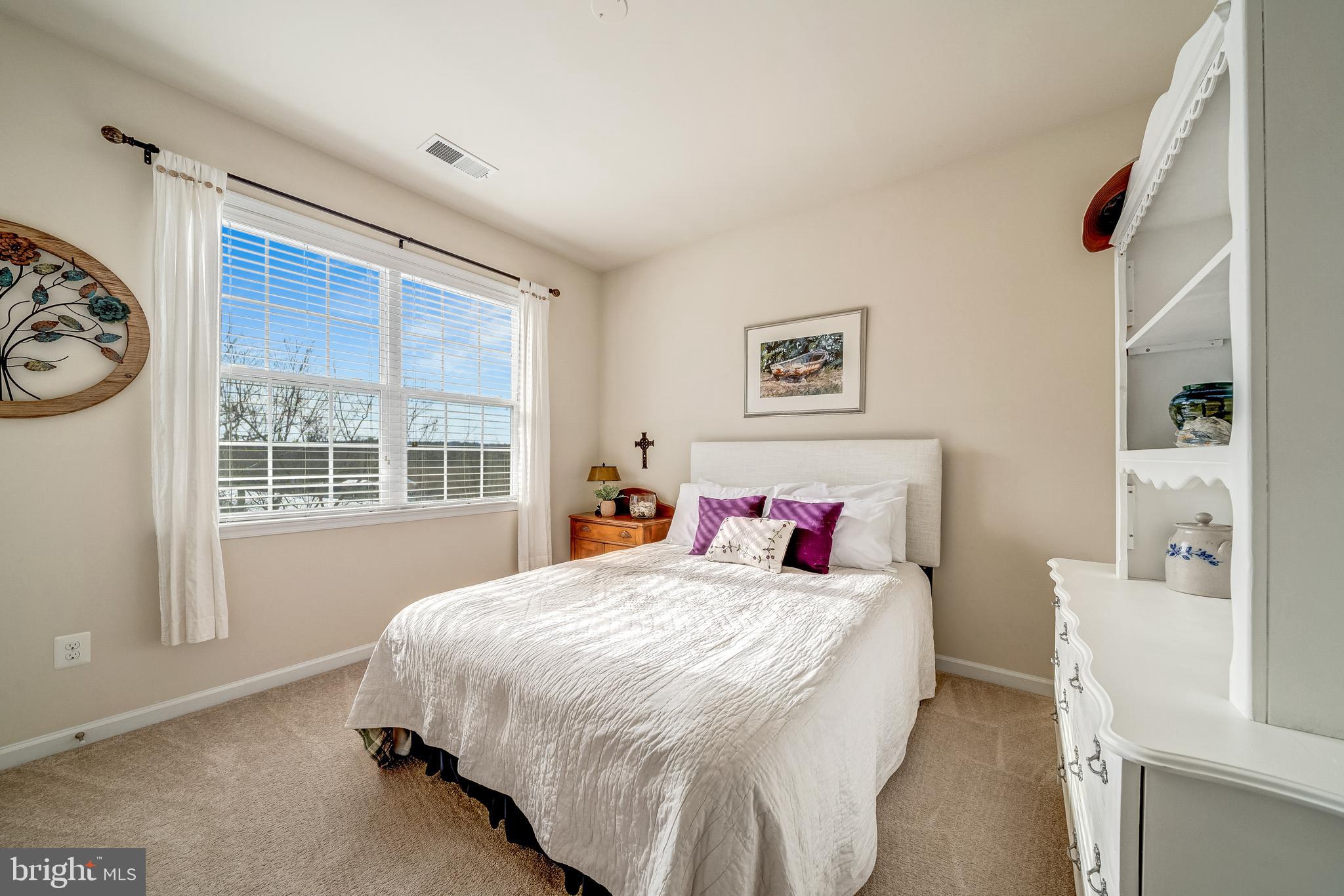 21095 Honeycreeper PLACE