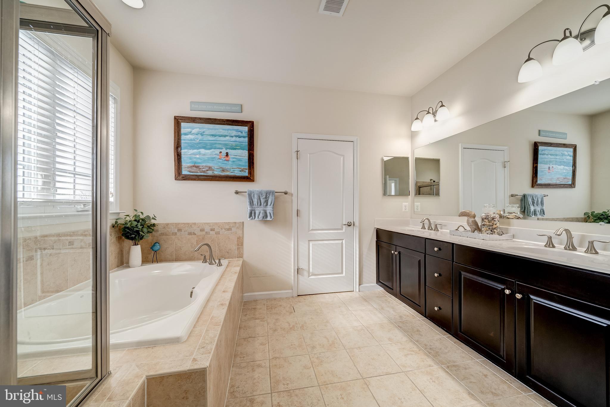 21095 Honeycreeper PLACE