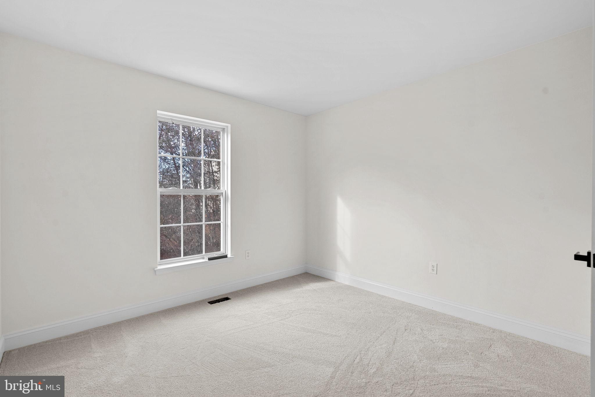 22581 Maison Carree Square
