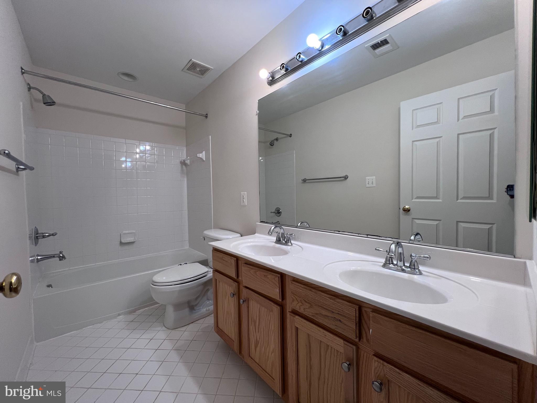 25513 Oak Medley TERRACE