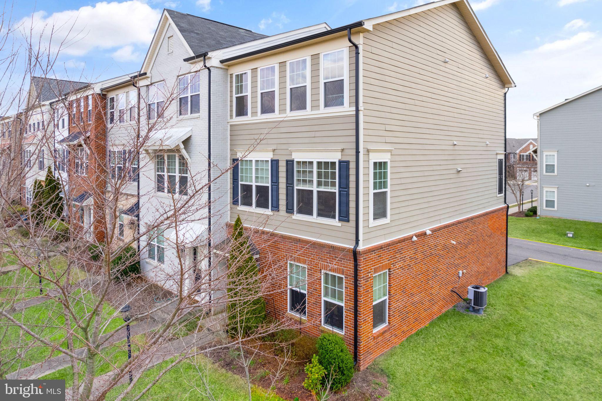 43891 Eastgate View Drive
