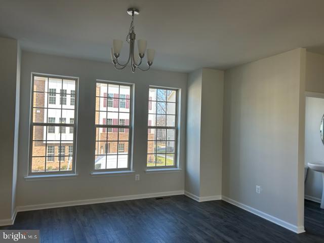 1628 Field Sparrow Terrace NE