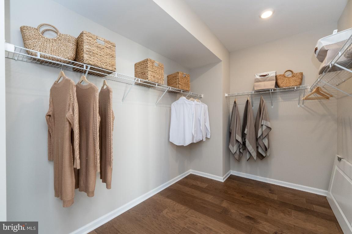 1700 Mocking Jay Terrace NE