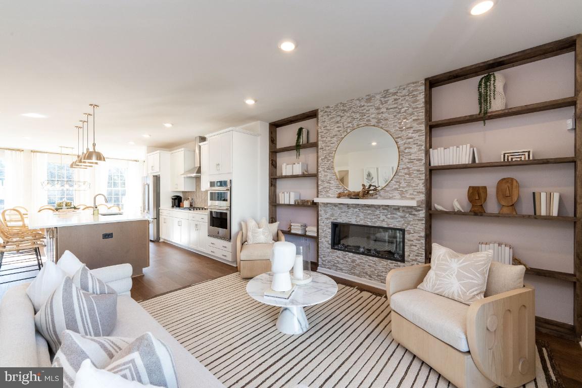 1700 Mocking Jay Terrace NE