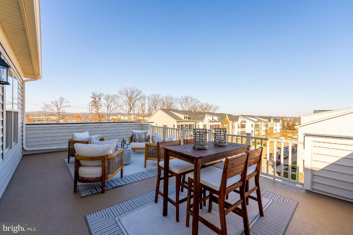 1700 Mocking Jay Terrace NE