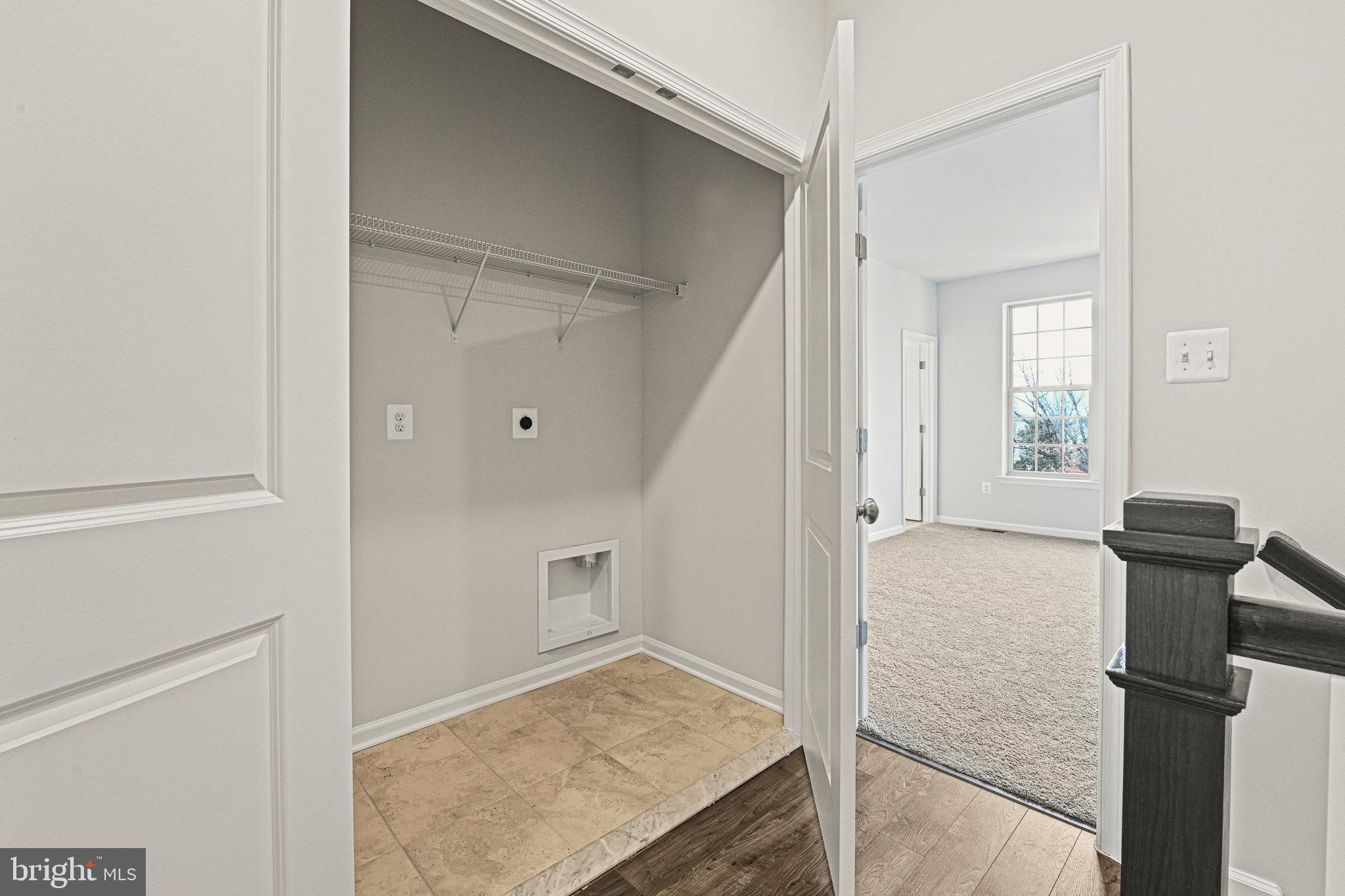 1702 Mocking Jay Terrace NE