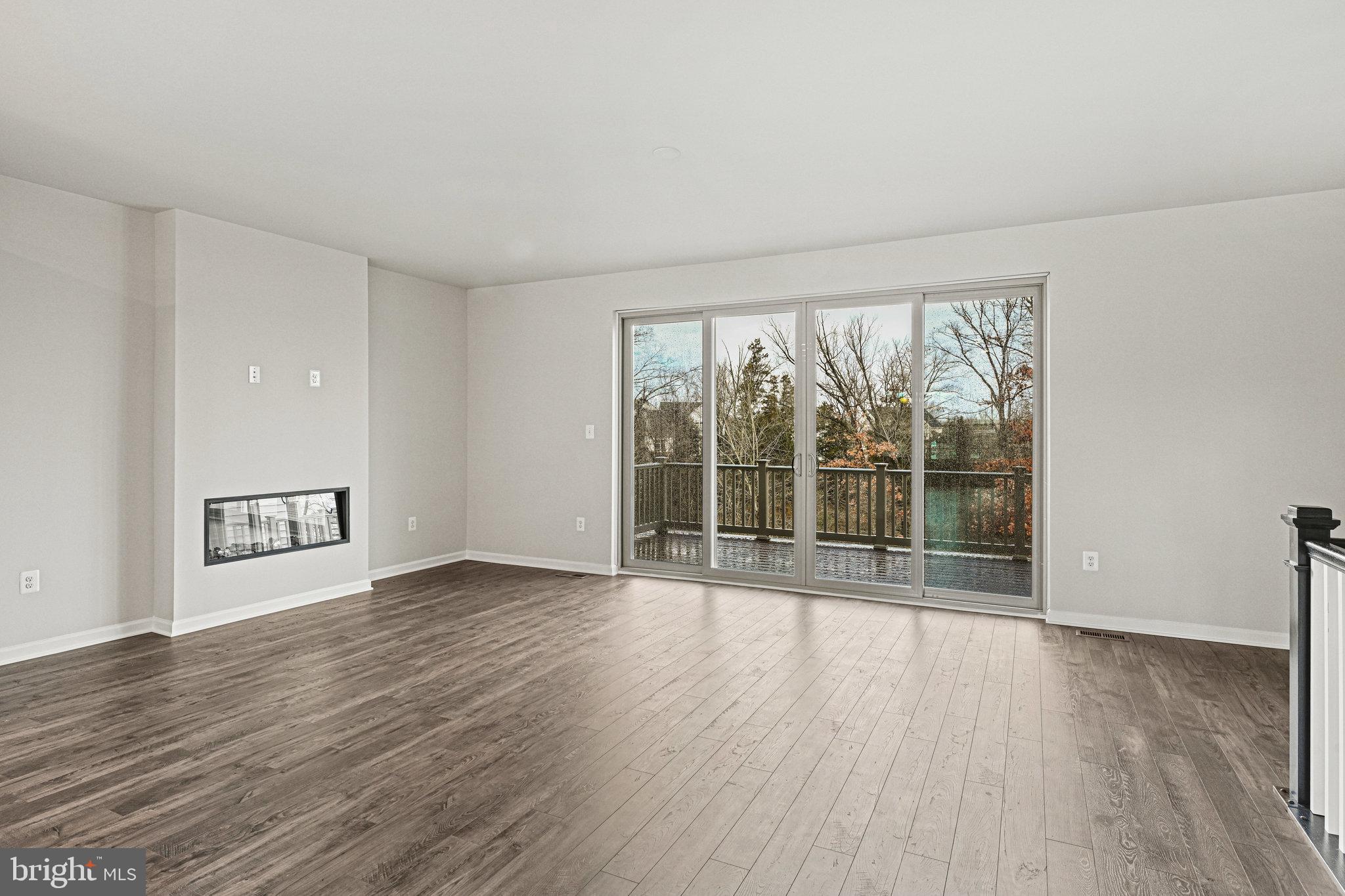 1702 Mocking Jay Terrace NE