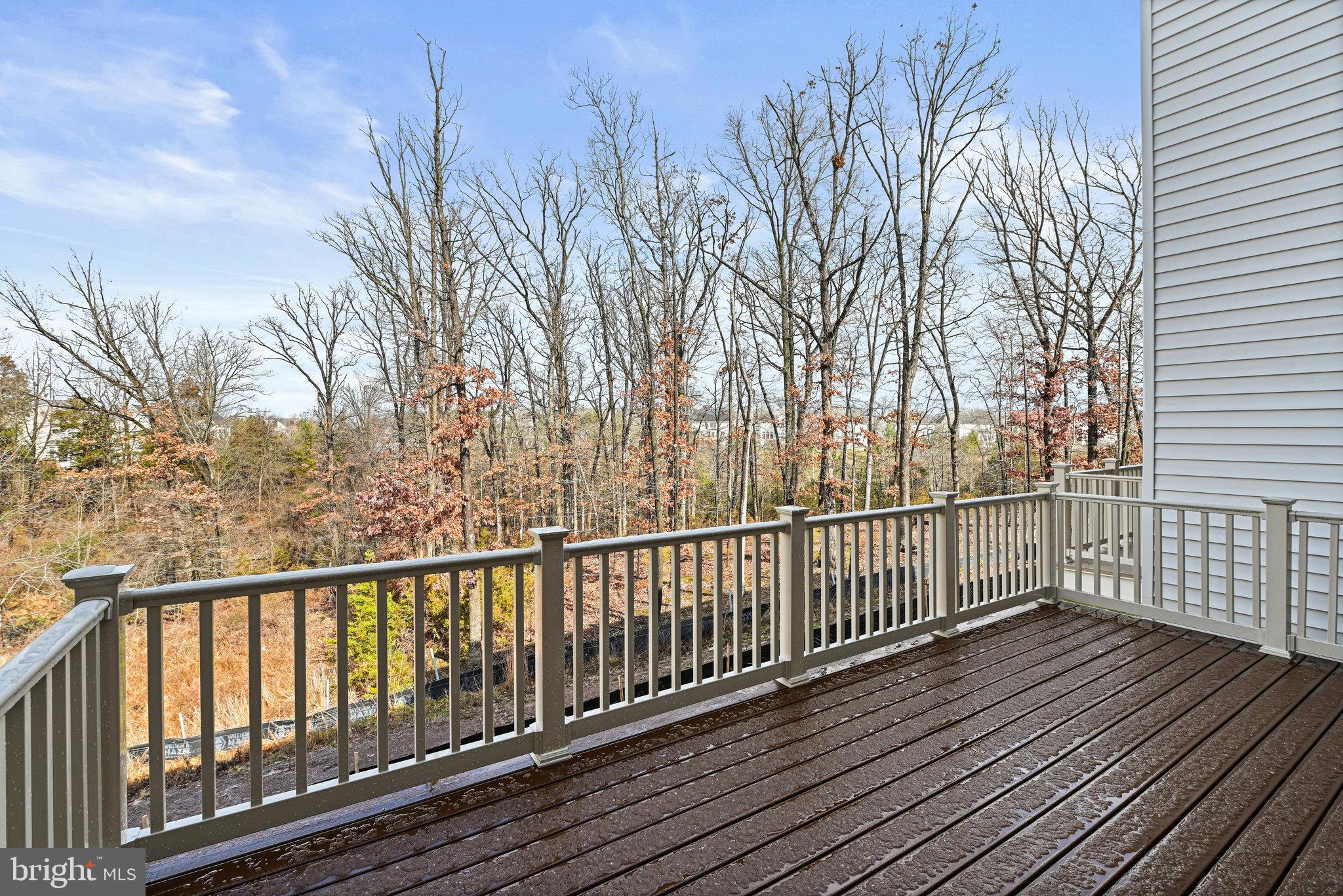 1702 Mocking Jay Terrace NE