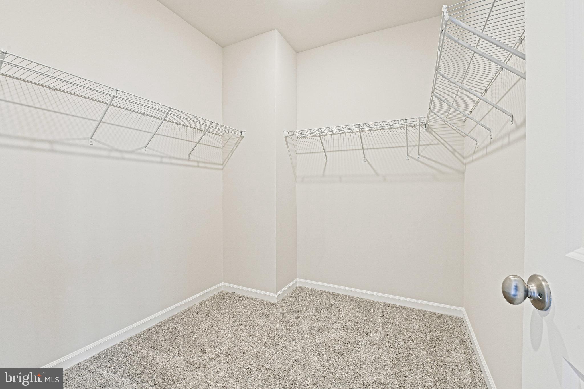 1702 Mocking Jay Terrace NE