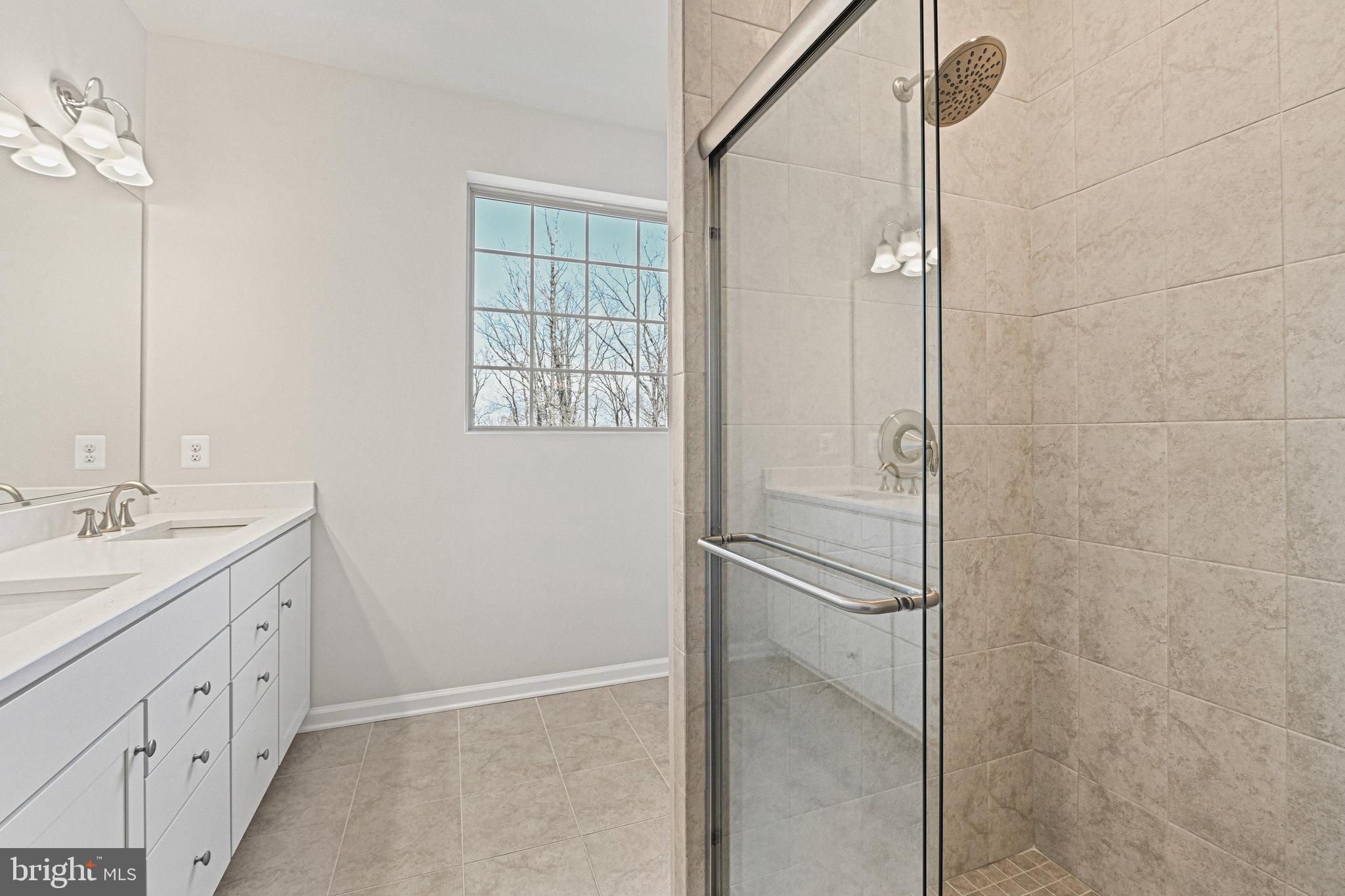 1702 Mocking Jay Terrace NE
