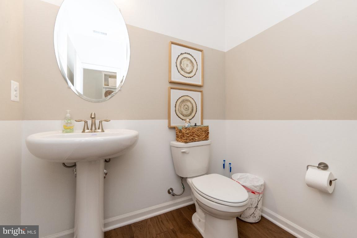 1403 Tawny Thrasher Terrace NE