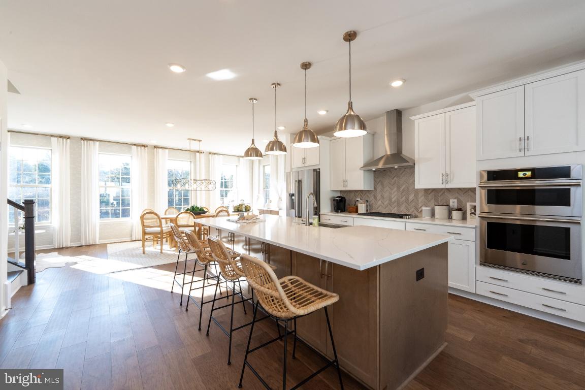 1403 Tawny Thrasher Terrace NE