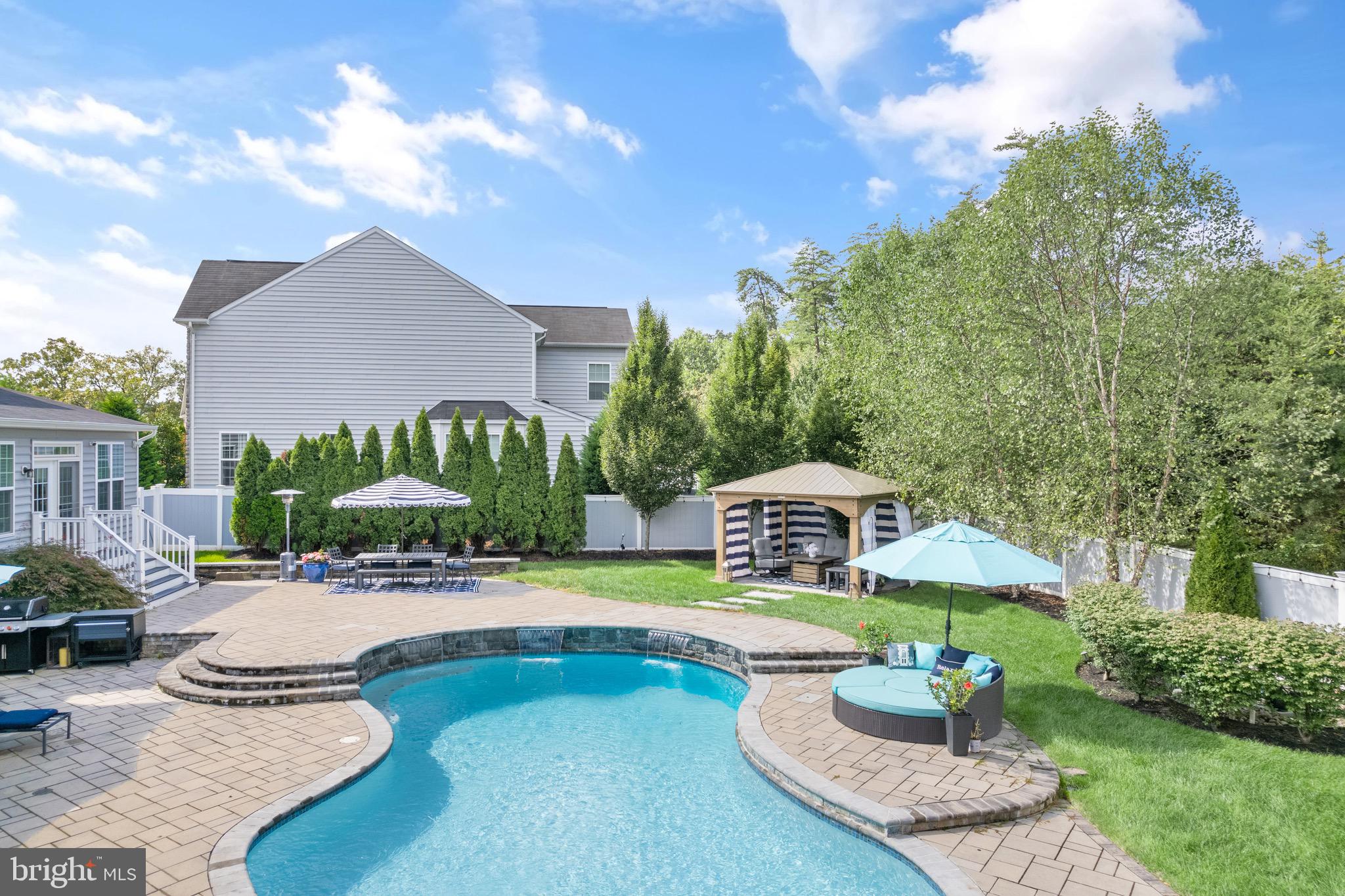 1422 Balderston Court NE