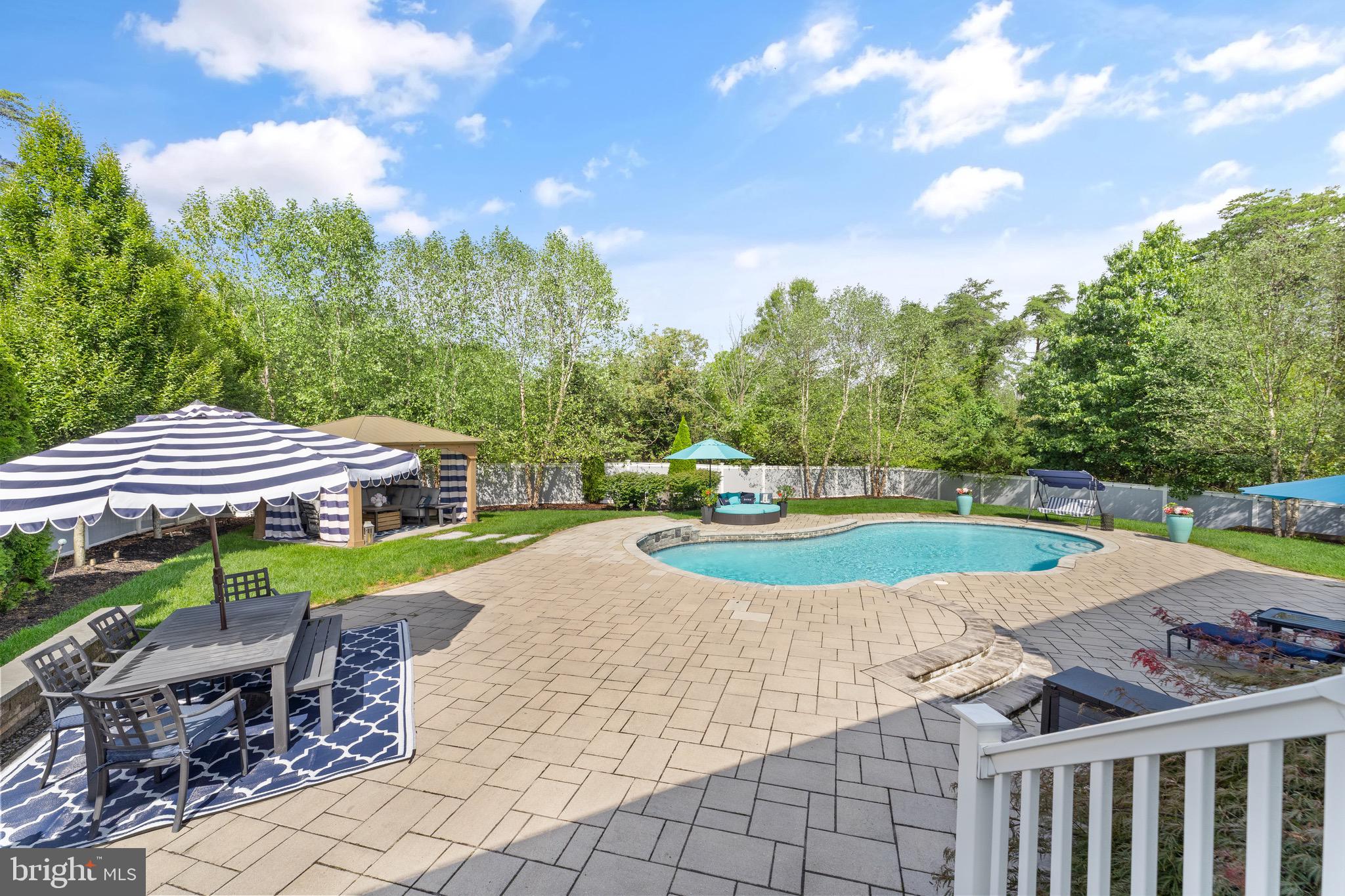 1422 Balderston Court NE