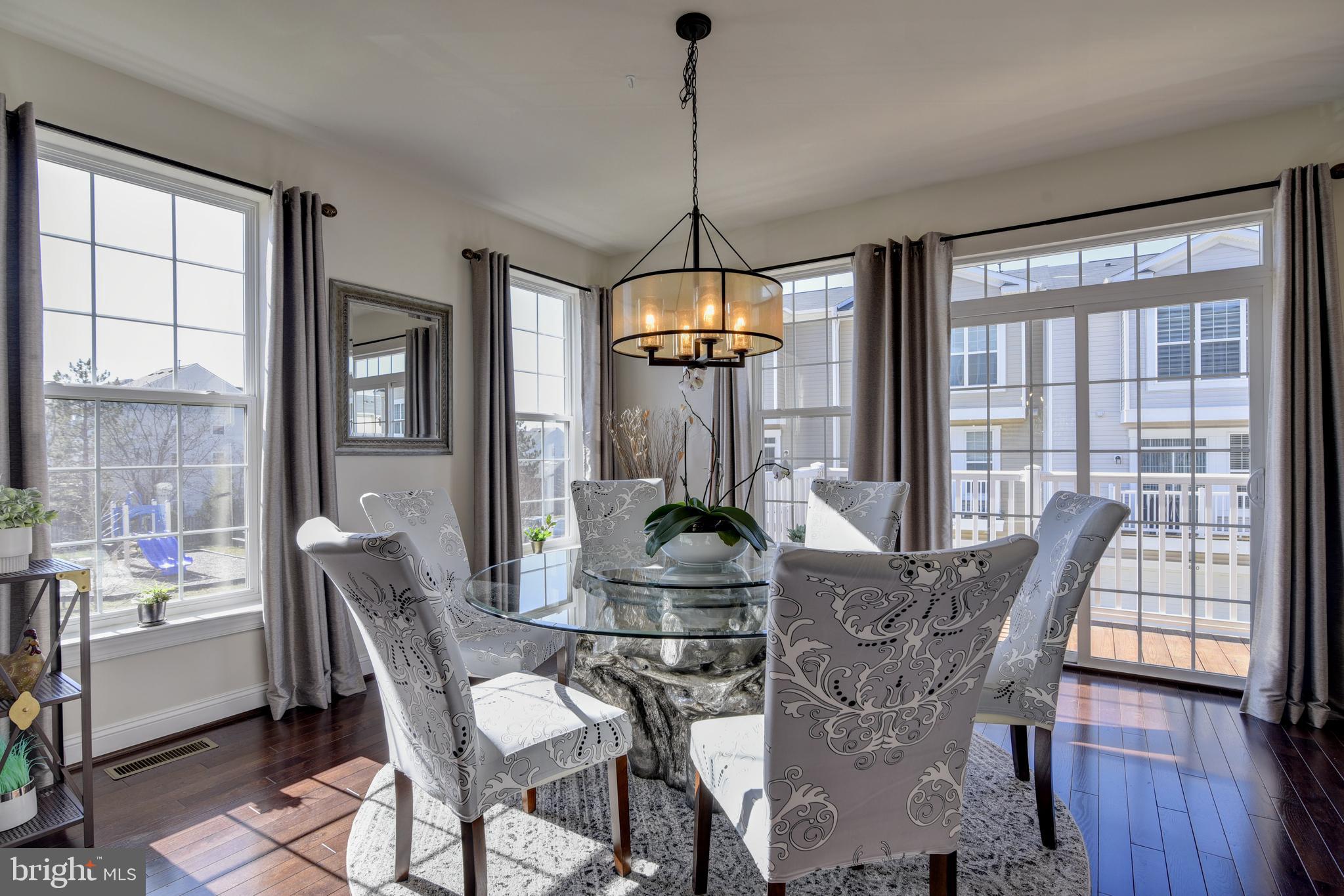 22891 Locust Lane