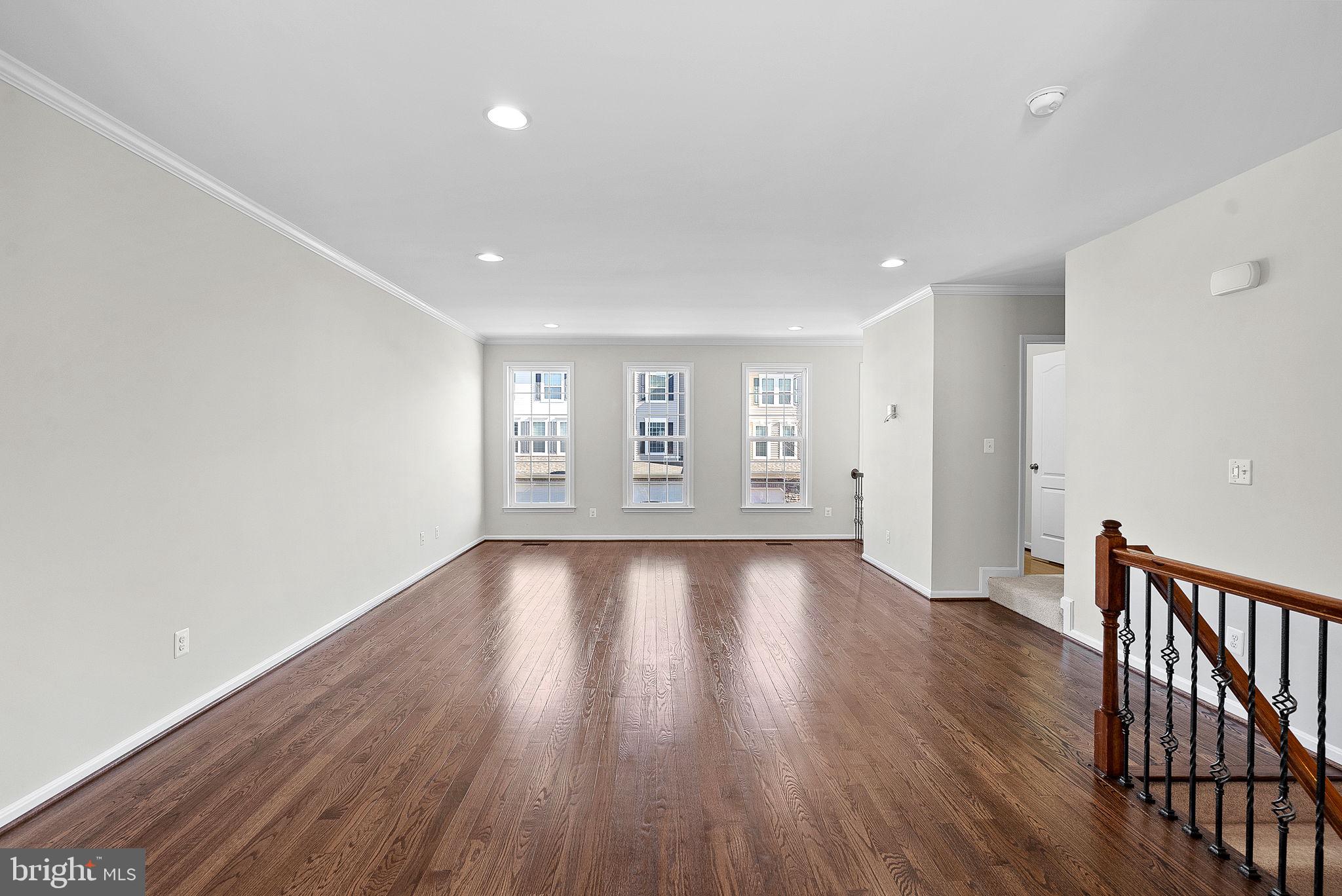 25125 Sweet Myrtle Square