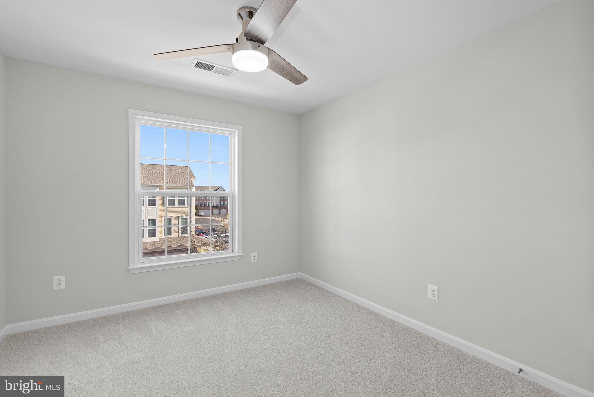 25125 Sweet Myrtle Square