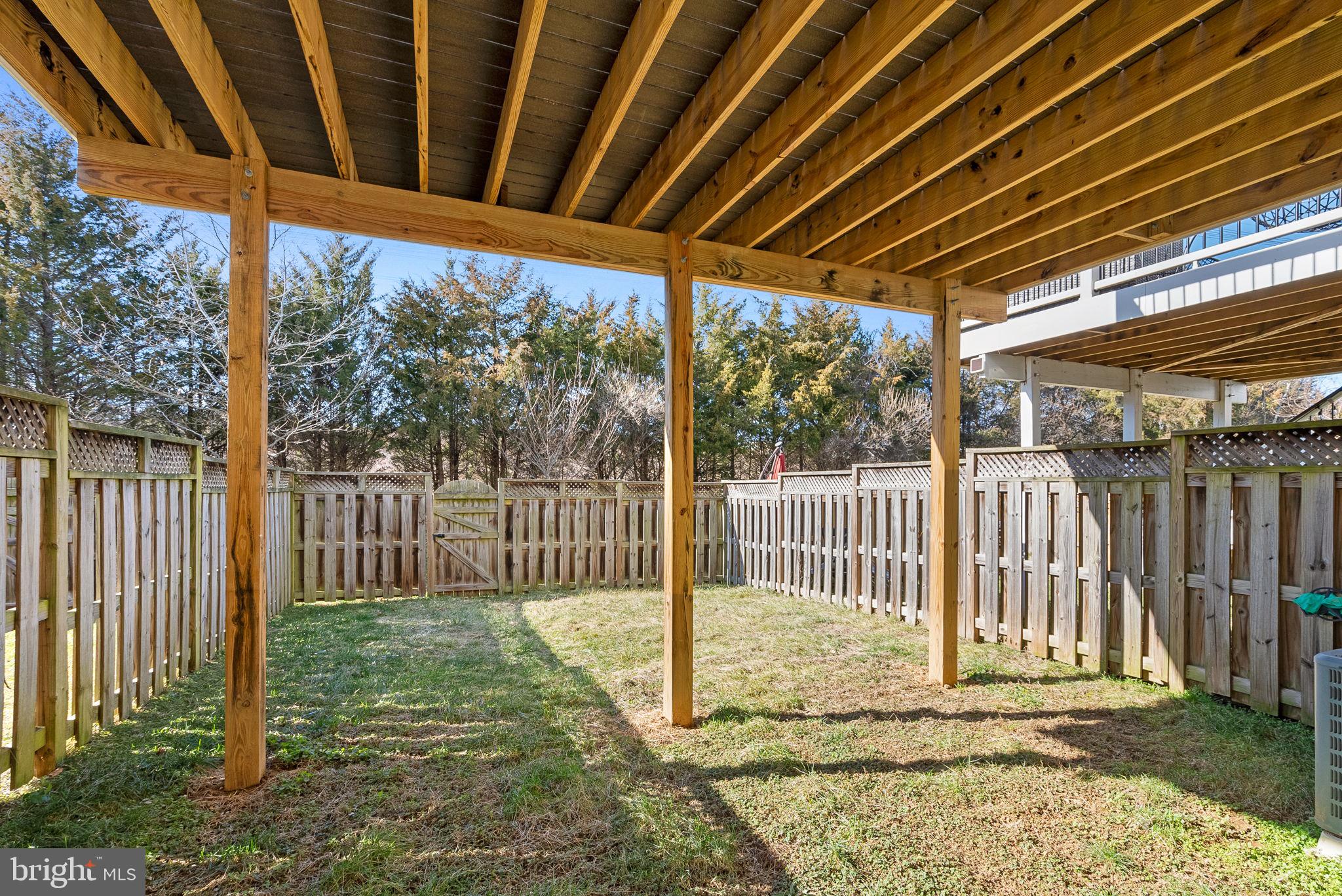 25125 Sweet Myrtle Square