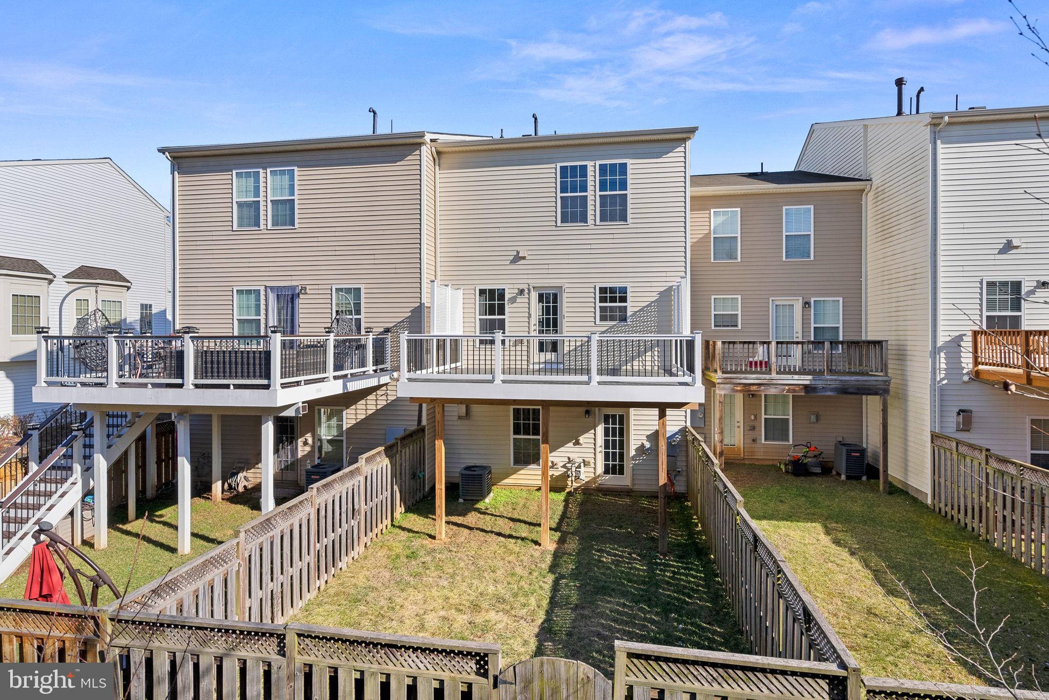 25125 Sweet Myrtle Square