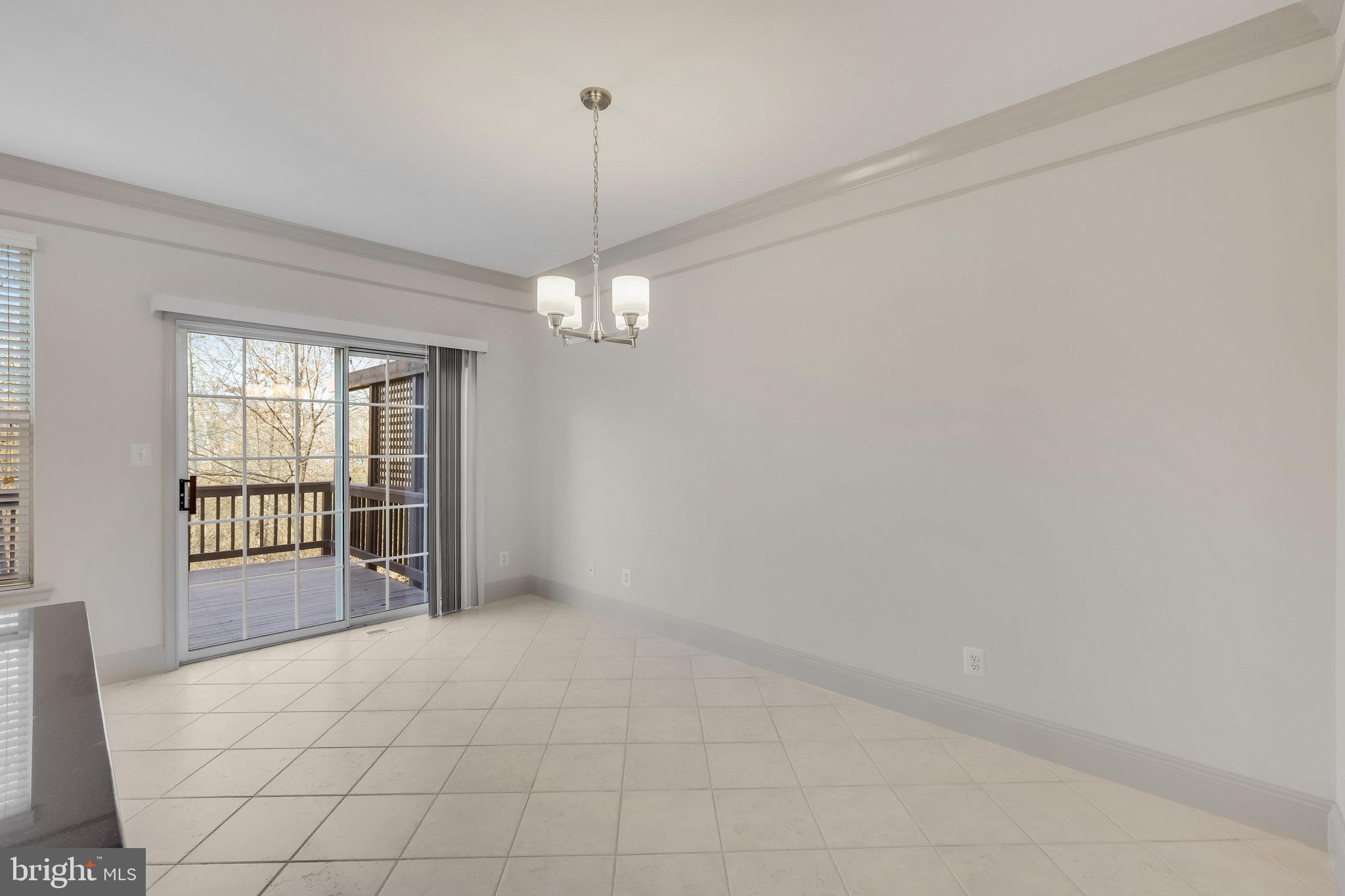 43079 Autumnwood Square