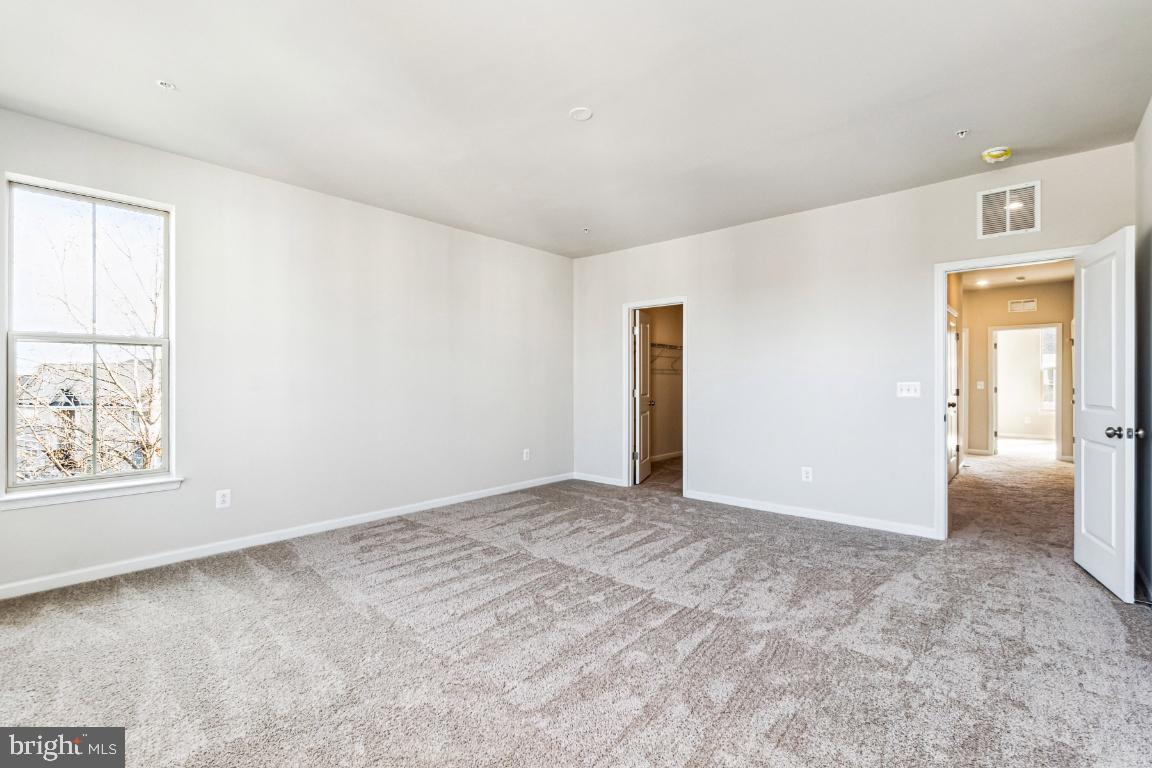 757 Mount Airy Terrace NE
