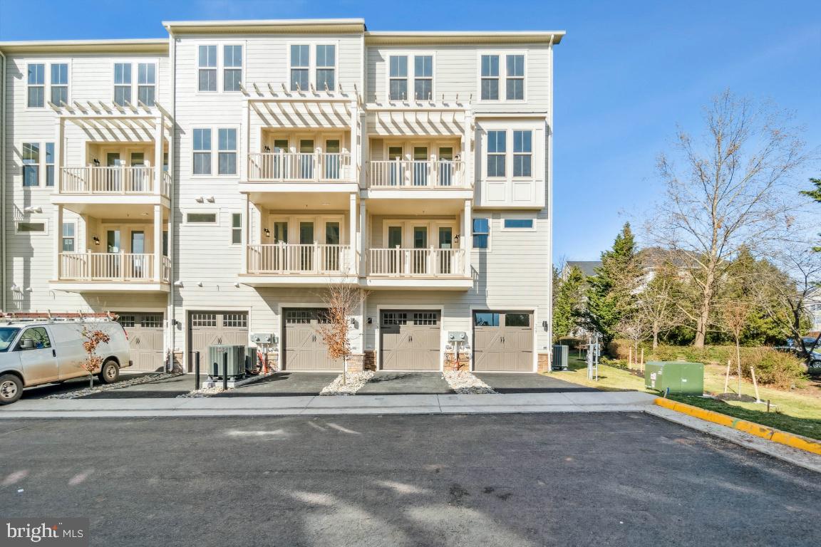 757 Mount Airy Terrace NE