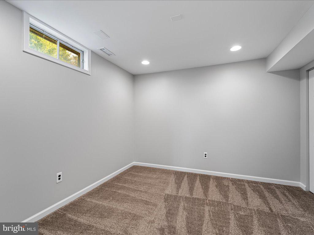 124 Hamilton Rd