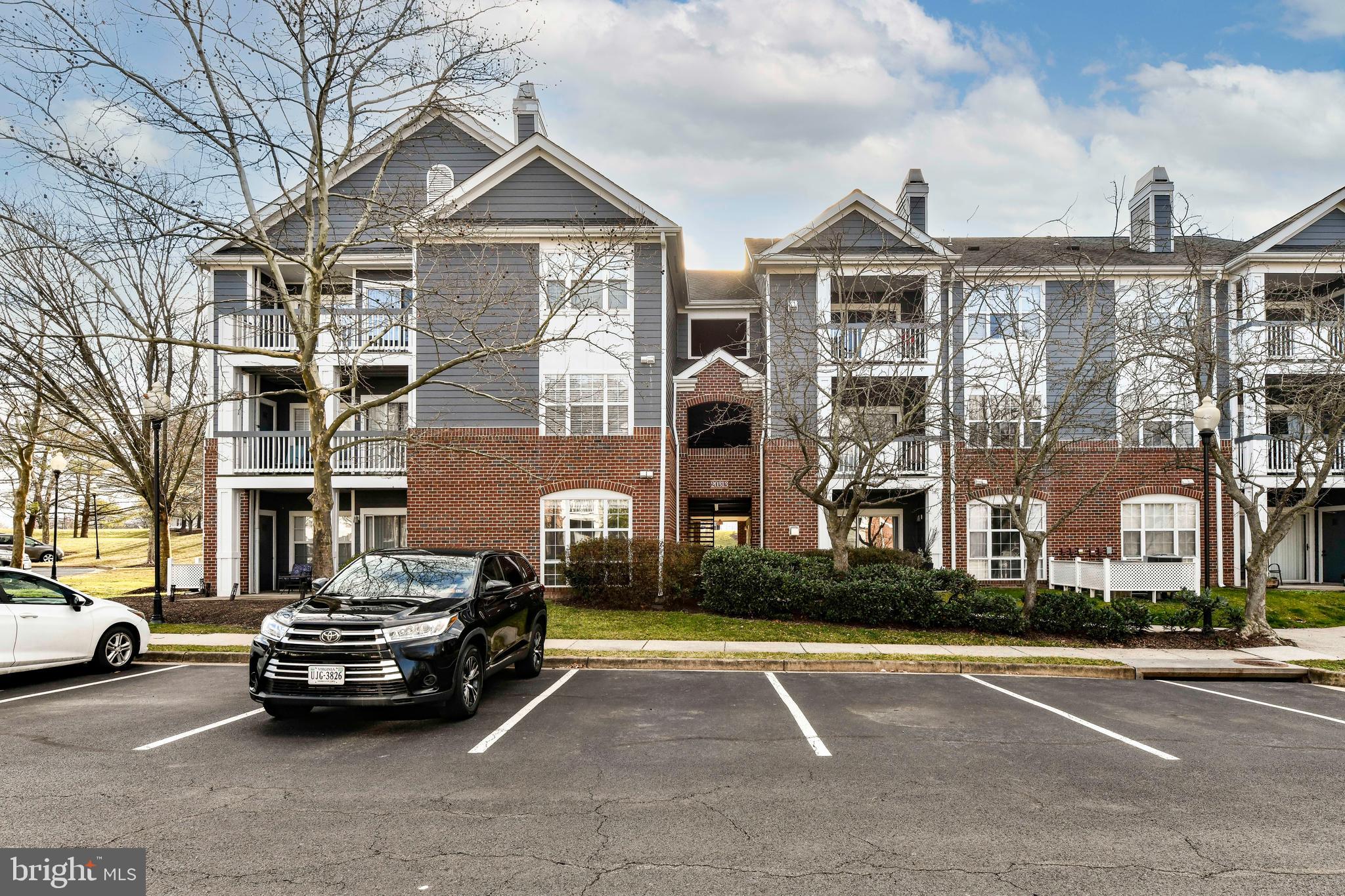 20313 Beechwood Terrace Unit: 103