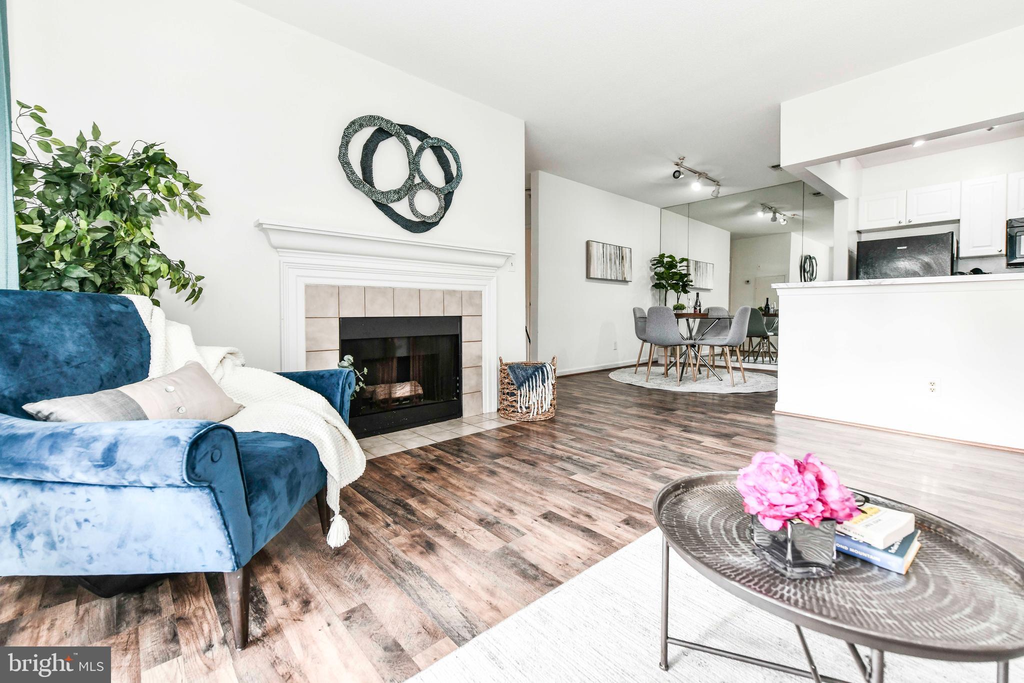 20313 Beechwood Terrace Unit: 103