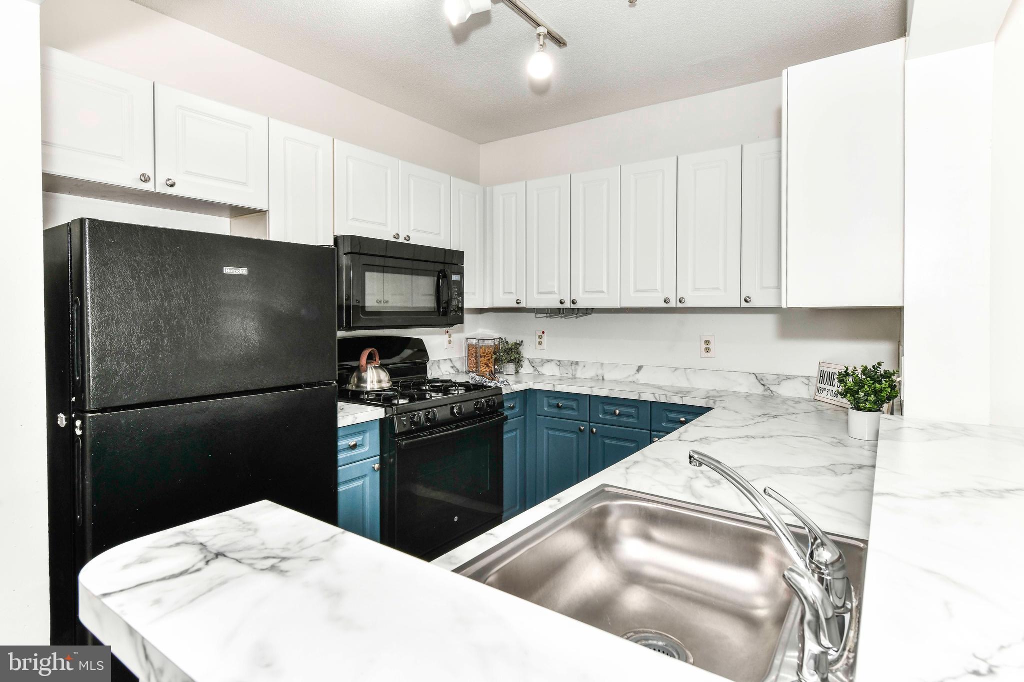 20313 Beechwood Terrace Unit: 103