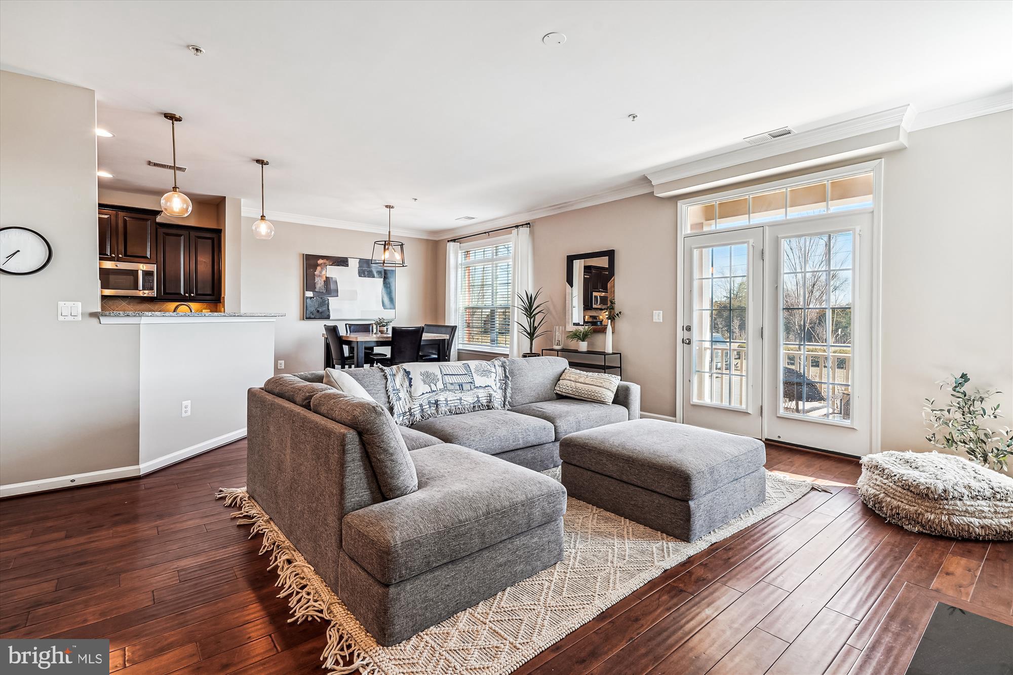 21176 Belmont View