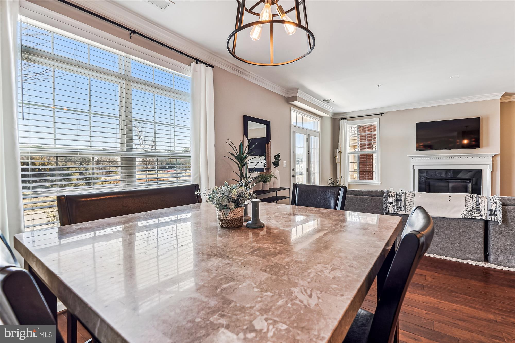 21176 Belmont View