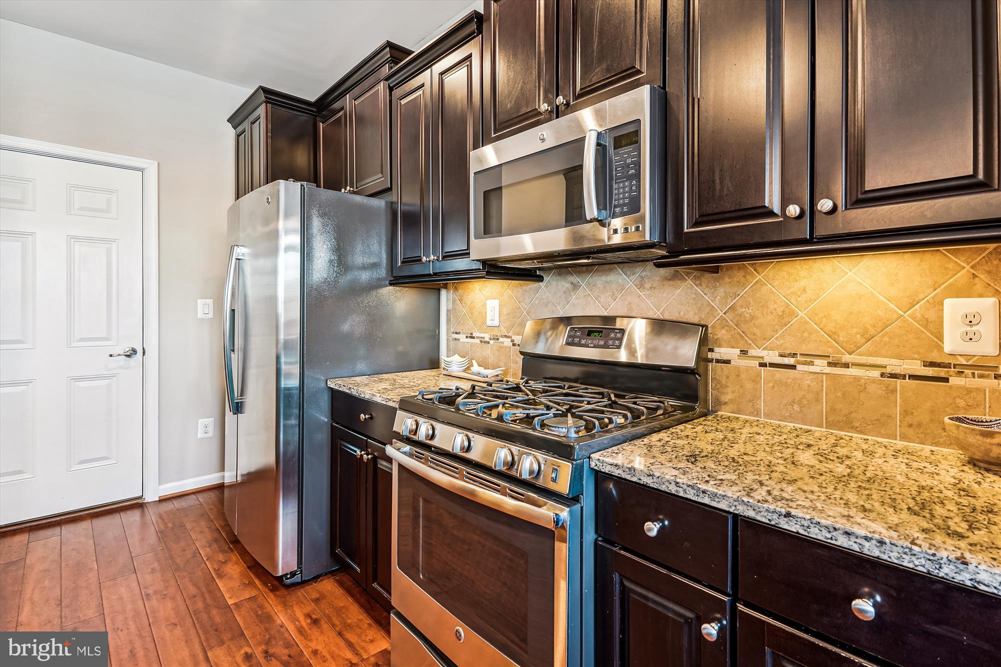 21176 Belmont View
