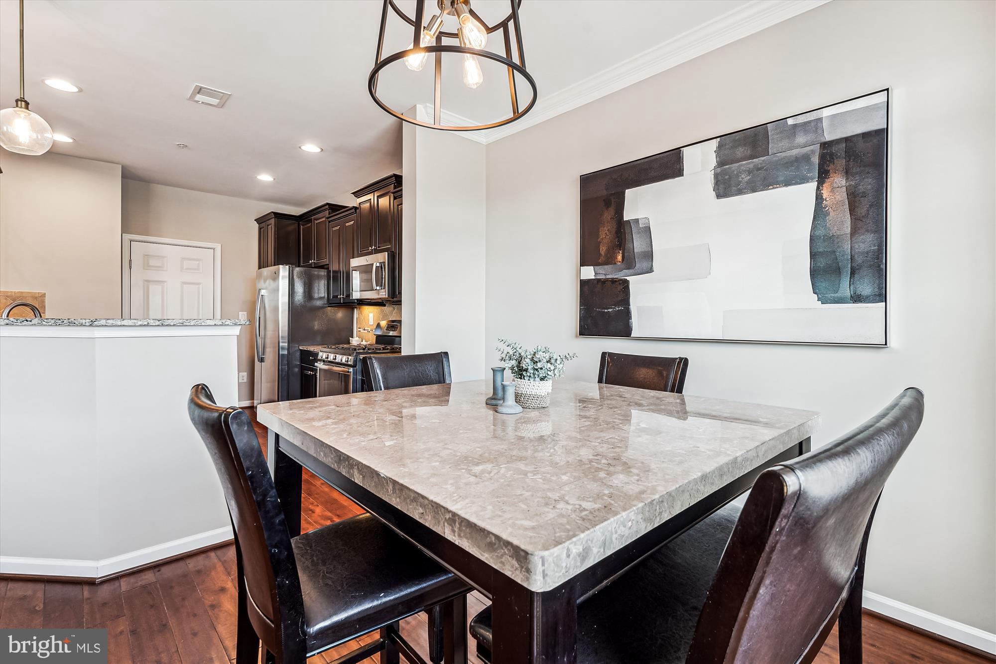 21176 Belmont View