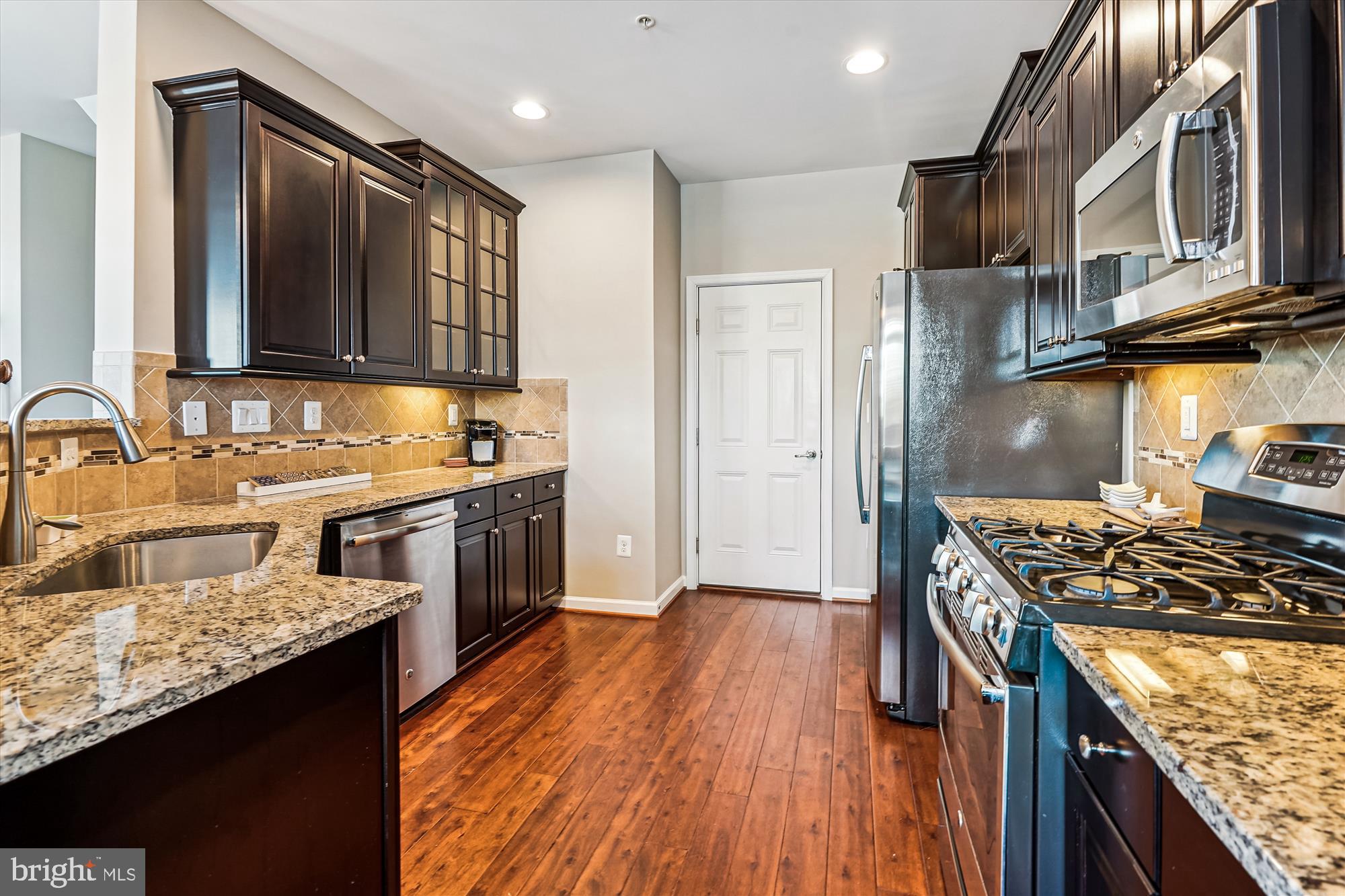 21176 Belmont View