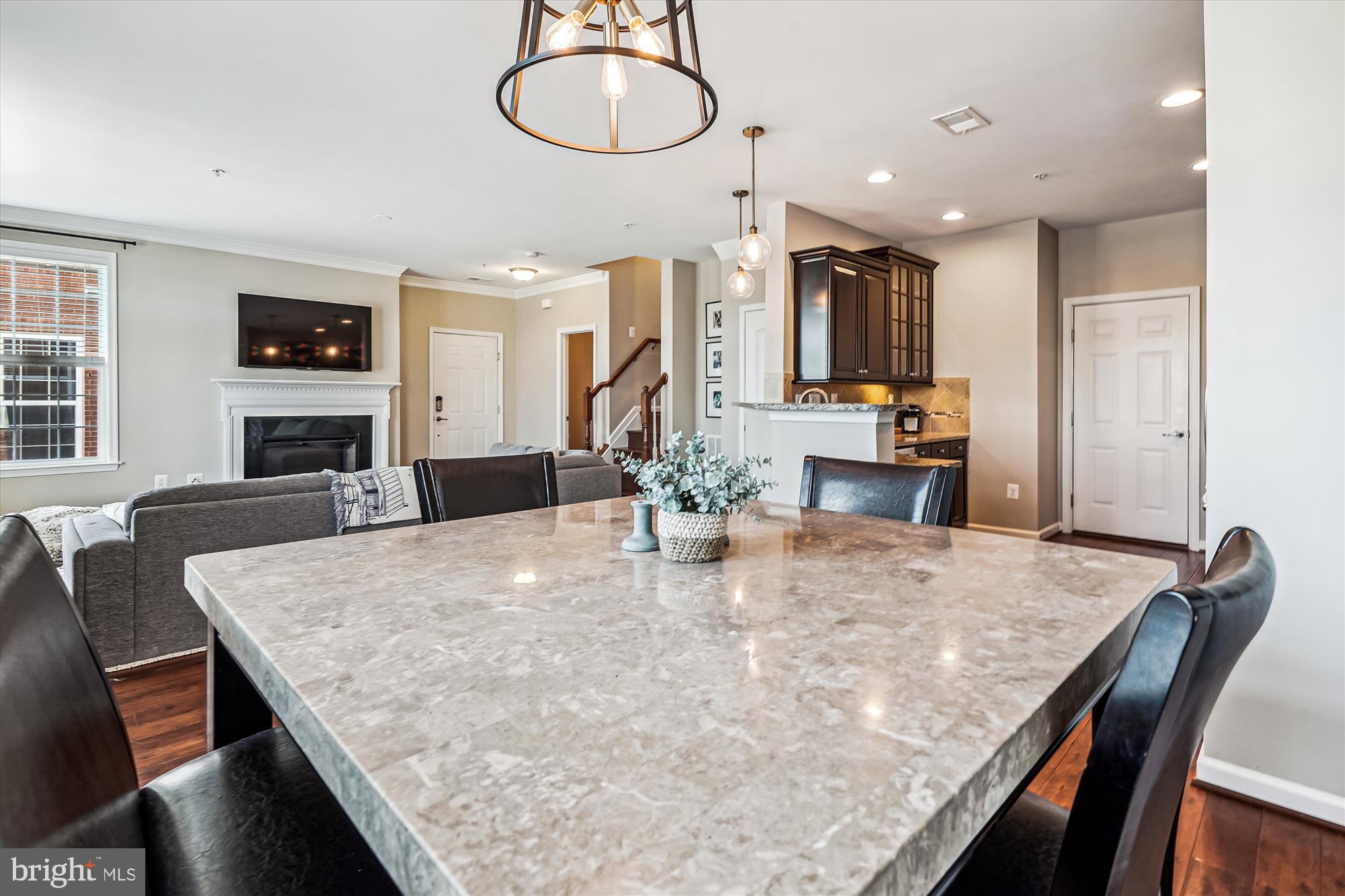 21176 Belmont View