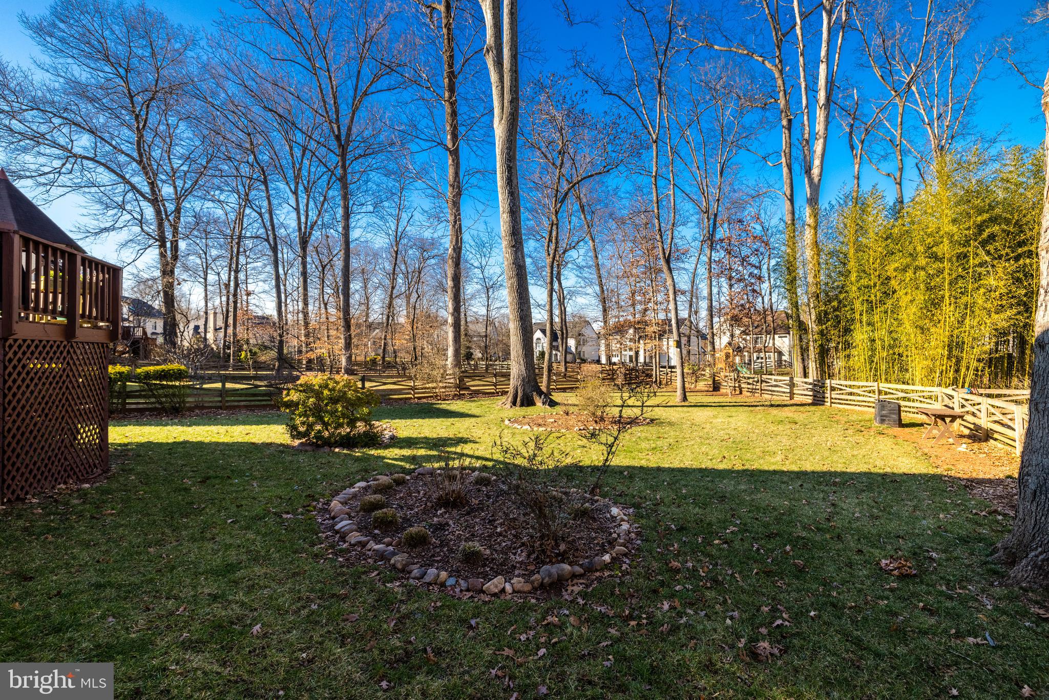 44 Rutherford Cir