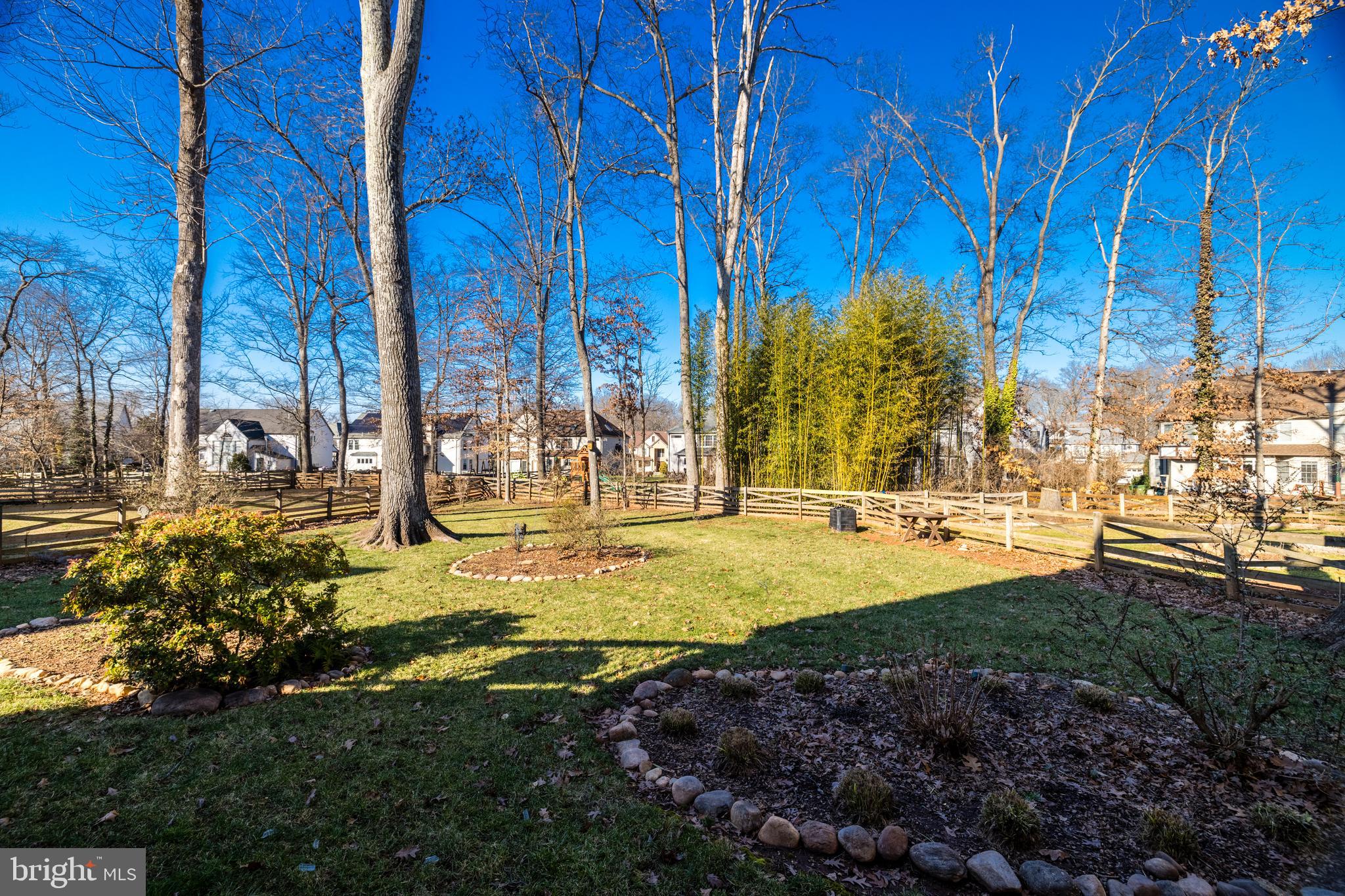 44 Rutherford Cir