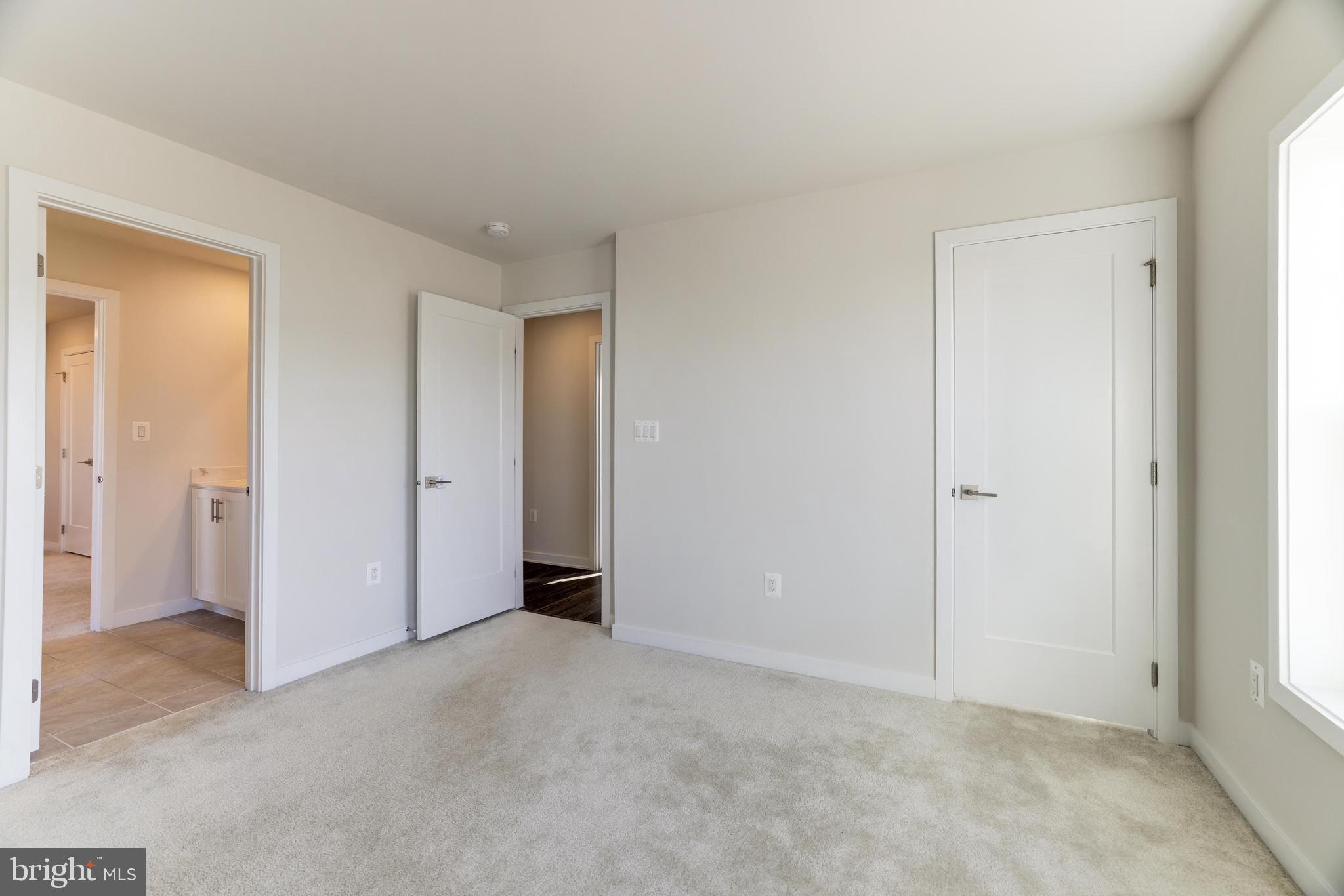 41493 Goldenwave Ln