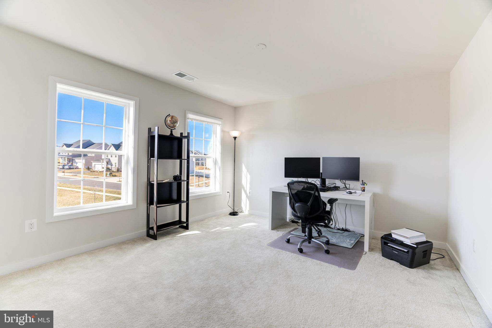 41493 Goldenwave Ln