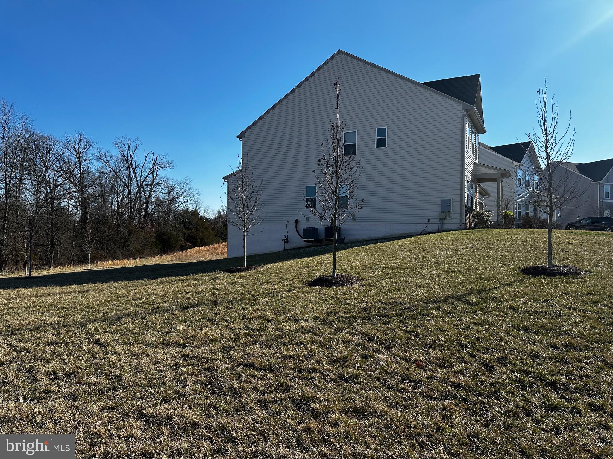 41493 Goldenwave Ln