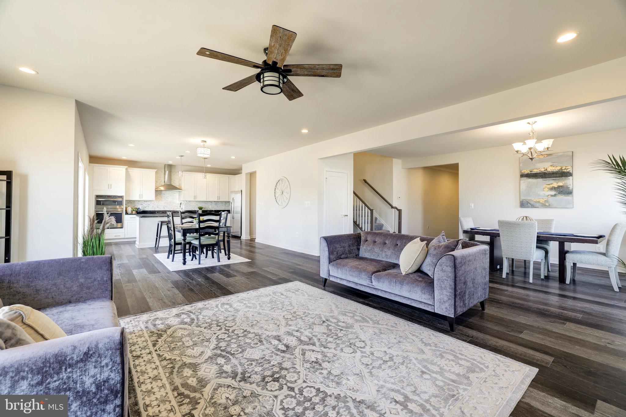 41493 Goldenwave Ln