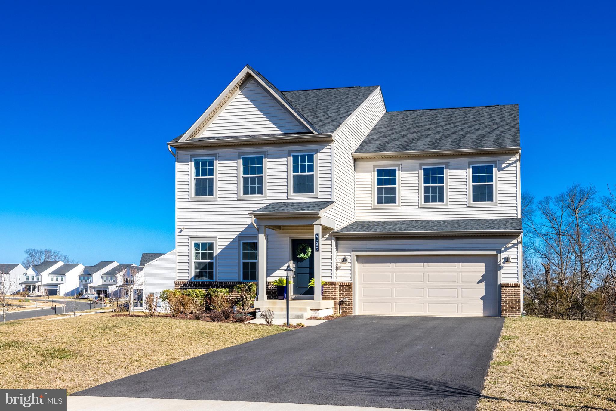 41493 Goldenwave Ln