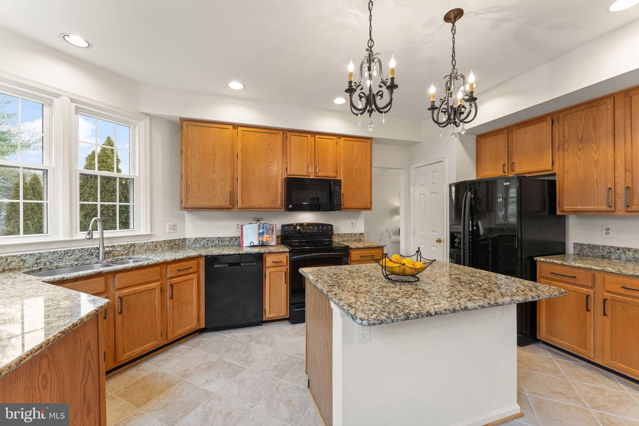 20699 Settlers Point Pl